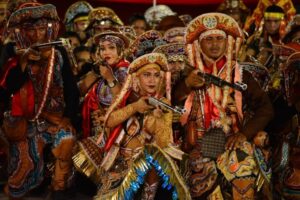 Leia mais sobre o artigo Fulô de Mandacaru abre 65° Festival Folclórico do Amazonas