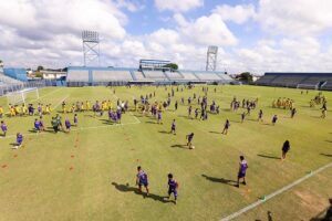 Leia mais sobre o artigo Governador Wilson Lima anuncia repasse inédito de R$ 7,5 milhões para o futebol profissional do Amazonas