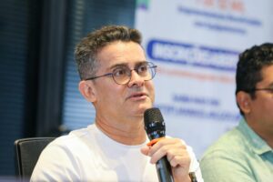 Leia mais sobre o artigo David Almeida é vítima de ataques difamatórios com uso do Google