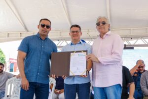 Leia mais sobre o artigo Prefeito assina ordem de serviço para a construção do primeiro parque temático de grandes dimensões na capital