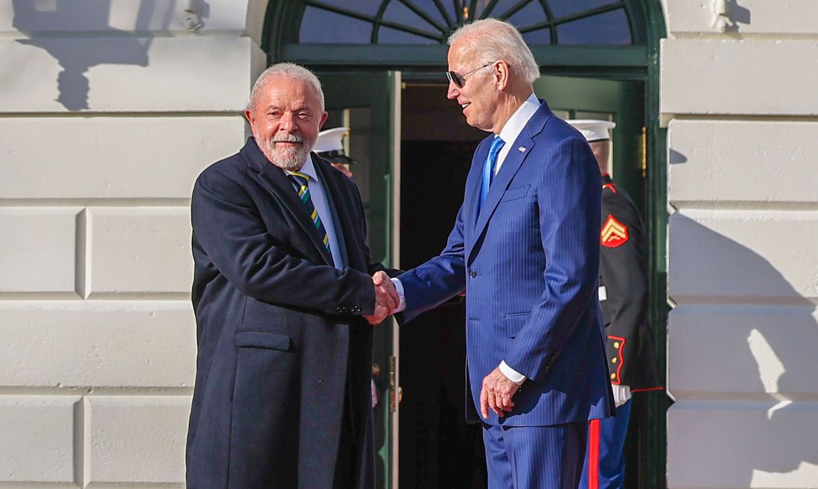 No momento, você está visualizando Lula e Biden devem se encontrar para discutir crise climática