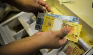 Leia mais sobre o artigo Negociações salariais superaram a inflação no primeiro semestre