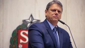 Leia mais sobre o artigo Governador de São Paulo será agraciado com a ‘Medalha Ruy Araújo’ no Amazonas após aprovação dos deputados