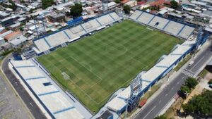 Leia mais sobre o artigo Nacional FC e Parnahyba SC se enfrentam no Estádio Ismael Benigno