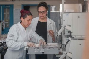 Leia mais sobre o artigo Hemoam adota tecnologia que reduz riscos de complicações pós-transfusão de sangue