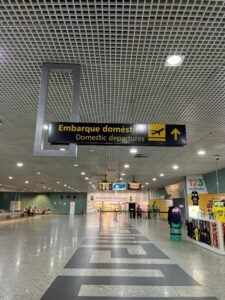 Leia mais sobre o artigo Em Manaus, justiça condena duas empresas a pagar indenização a clientes por danos morais