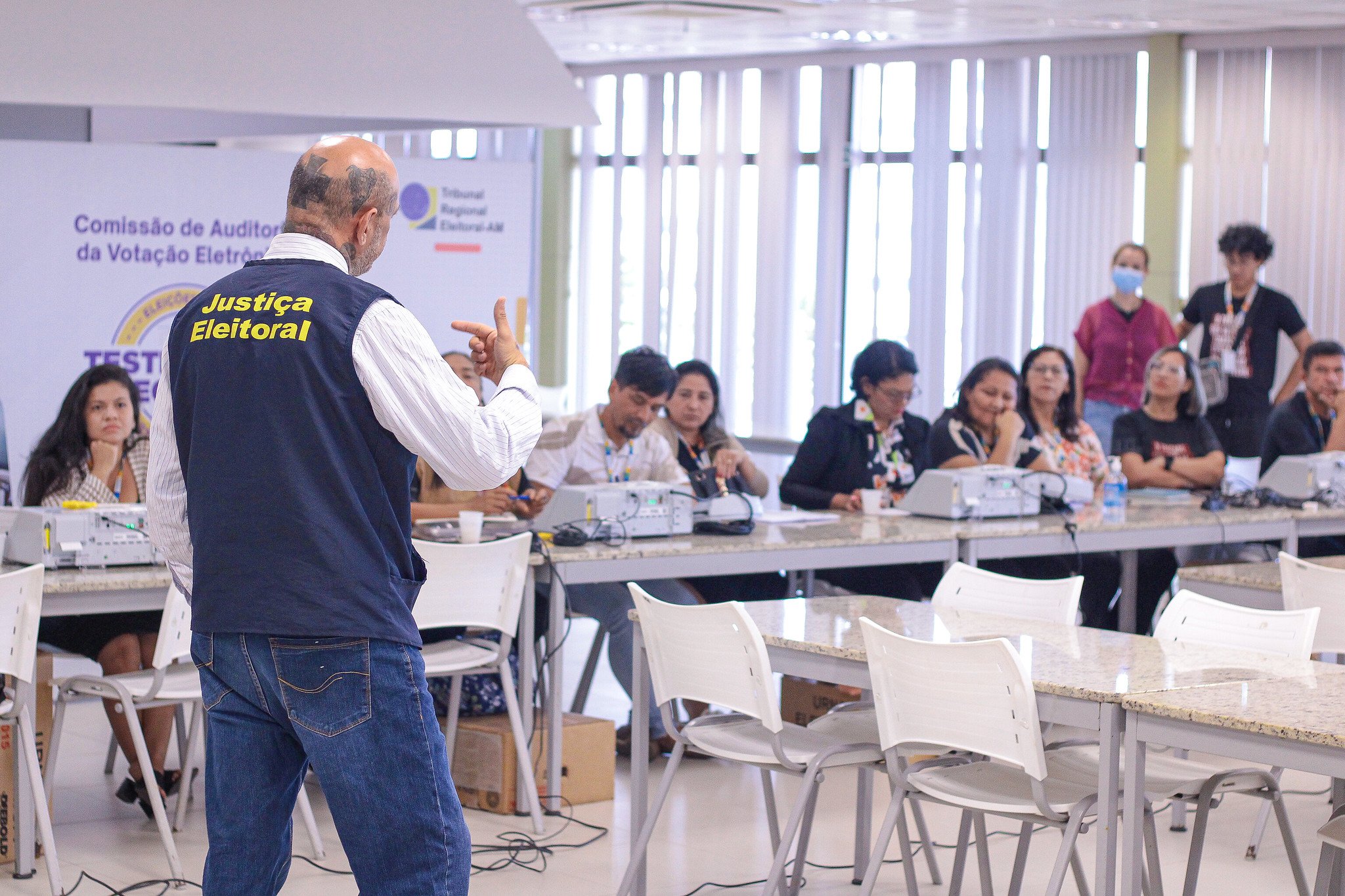 No momento, você está visualizando Prefeitura de Manaus e TRE-AM promovem treinamento para servidores que atuarão nas eleições para conselheiros tutelares