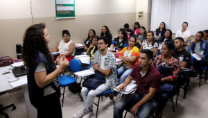Leia mais sobre o artigo Escola do Legislativo da CMM abre inscrições para cursos gratuitos presenciais nesta segunda-feira (07/08)