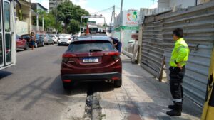 Leia mais sobre o artigo Prefeitura intensifica fiscalização no Centro para garantir corredores livres e coibir estacionamentos irregulares