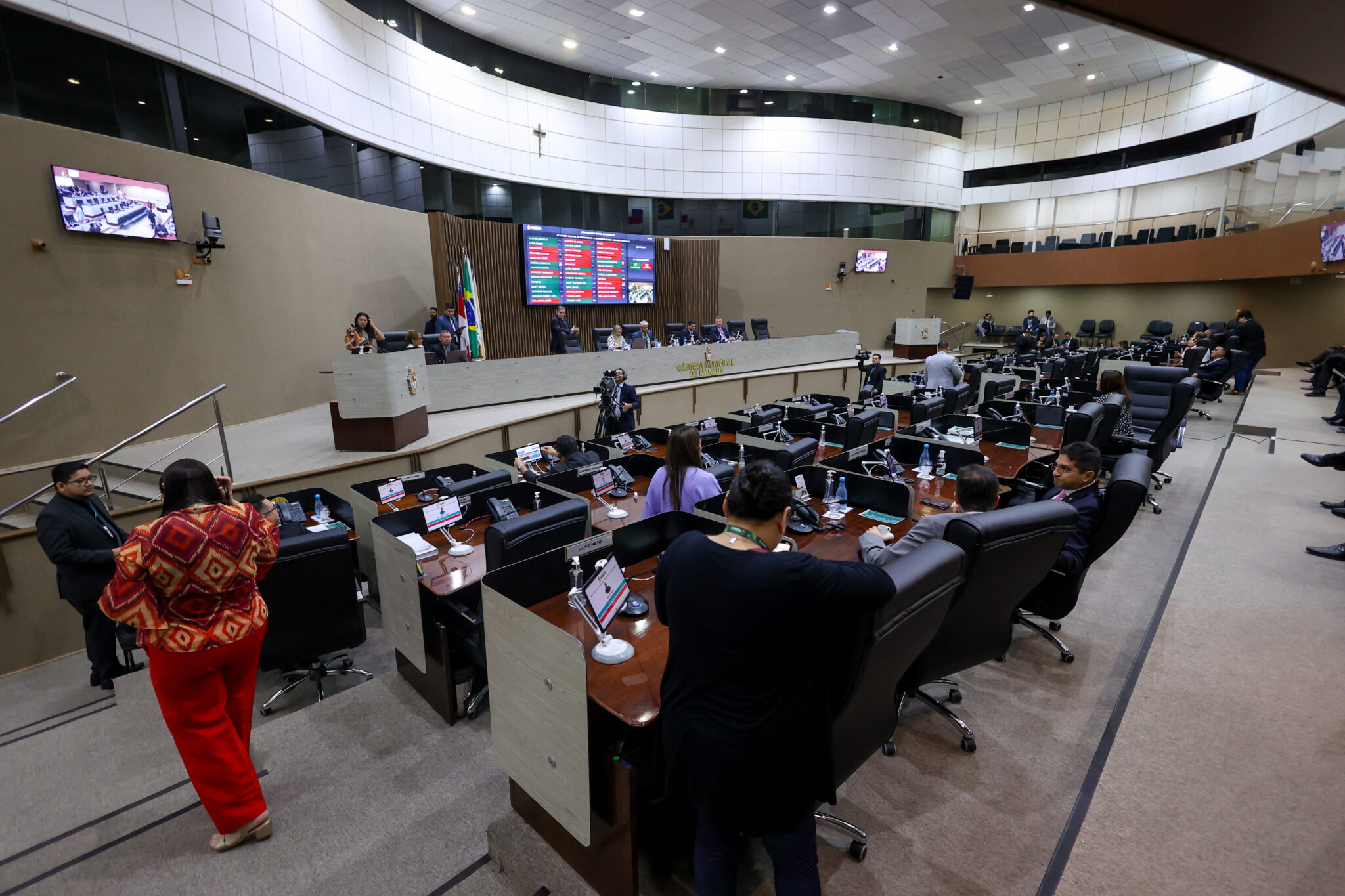 No momento, você está visualizando No Grande Expediente, vereadores de Manaus defendem Zona Franca e debatem temas de interesse da população