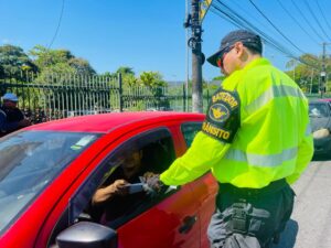 Leia mais sobre o artigo Prefeitura leva operação ‘Trânsito Seguro’ à zona Leste de Manaus