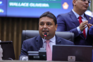 Leia mais sobre o artigo Projeto de Caio André que cria campanha de doação de cabelos para pessoas com câncer avança na CMM