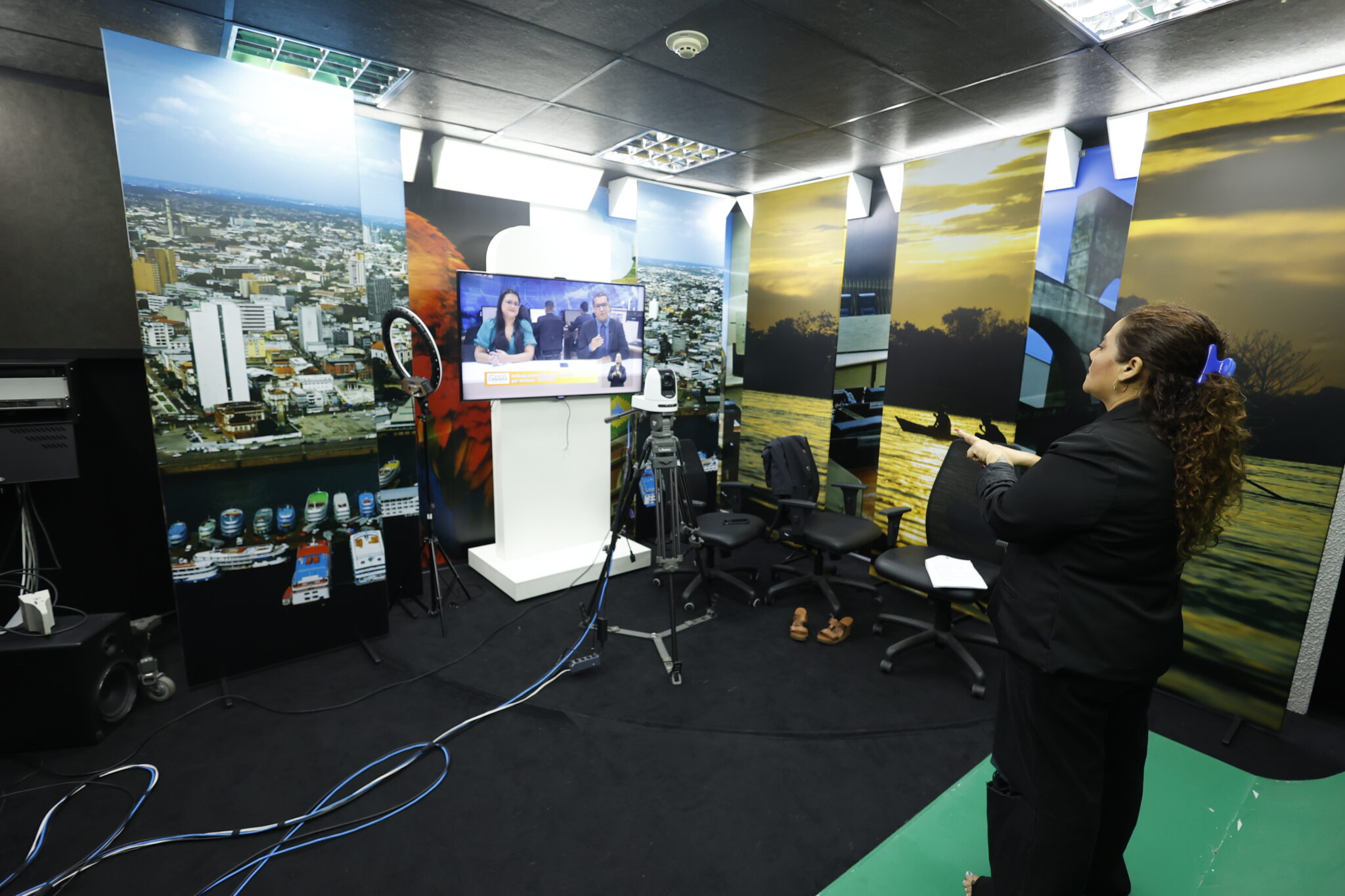 No momento, você está visualizando TV Câmara lança primeiro telejornal ao vivo com interpretação em Libras do Amazonas