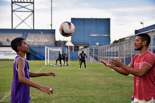 No momento, você está visualizando Herança de pai para filho: Programa Pelci une gerações no esporte