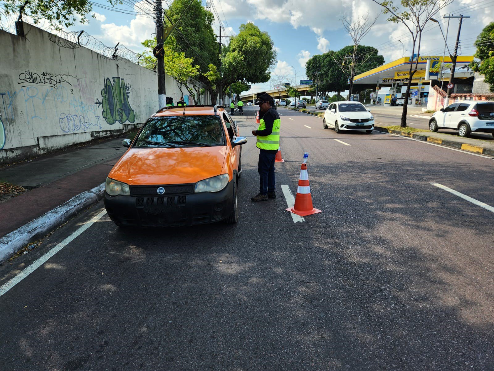 No momento, você está visualizando Prefeitura realiza blitz para combater transporte irregular na zona Centro-Sul de Manaus