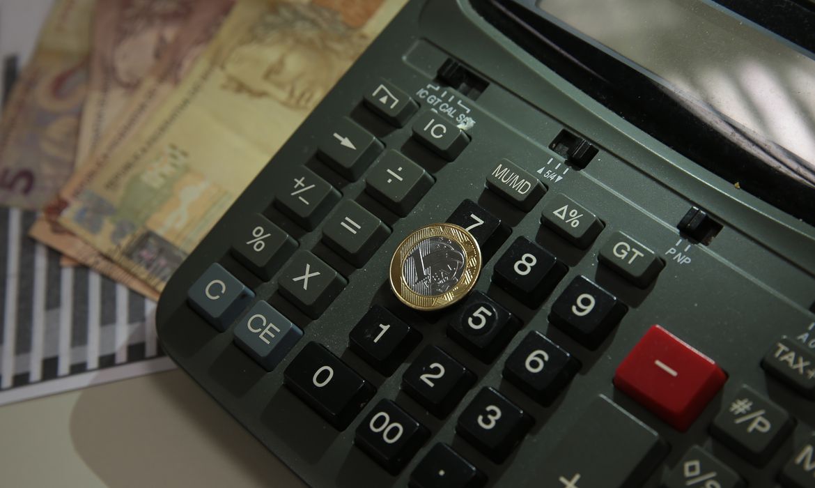 No momento, você está visualizando Atividade econômica no país cresceu 0,2% no 2º trimestre