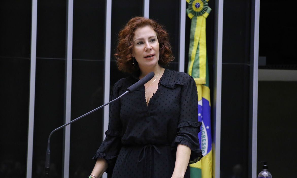 No momento, você está visualizando Zambelli pediu invasão a e-mail e telefone de Moraes, diz hacker à PF