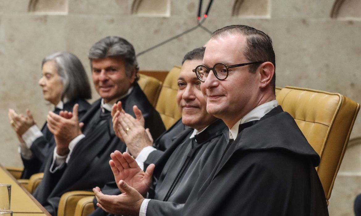 No momento, você está visualizando Cristiano Zanin é empossado no cargo de ministro do STF