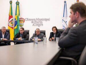 Leia mais sobre o artigo STF atende pedido do MPF e suspende lei de Porto Alegre que havia instituído Dia do Patriota