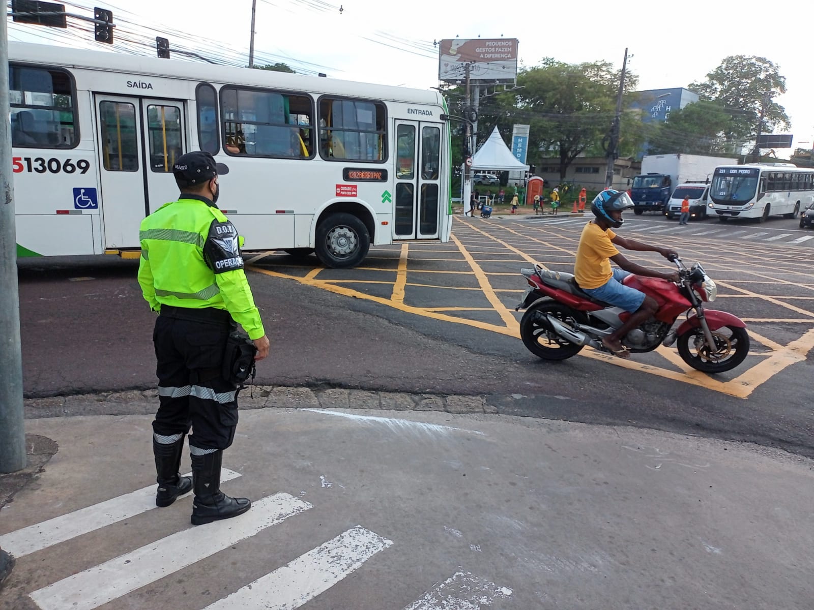 No momento, você está visualizando Prefeitura de Manaus intensifica monitoramento viário para garantir segurança no trânsito no Dia dos Pais