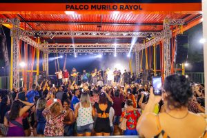 Leia mais sobre o artigo Grupo de pagode Soweto é atração nacional da Casa de Praia Zezinho Corrêa neste fim de semana 