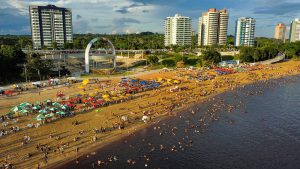 Leia mais sobre o artigo Prefeitura de Manaus monta dois telões para jogo entre Flamengo e São Paulo na Ponta Negra
