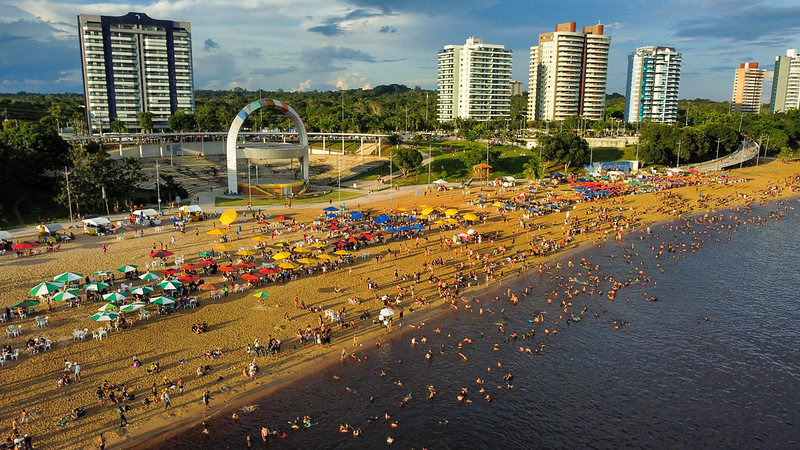 No momento, você está visualizando Prefeitura de Manaus monta dois telões para jogo entre Flamengo e São Paulo na Ponta Negra