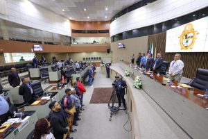 Leia mais sobre o artigo No Dia do Árbitro, Caio André homenageia categoria na Câmara Municipal de Manaus