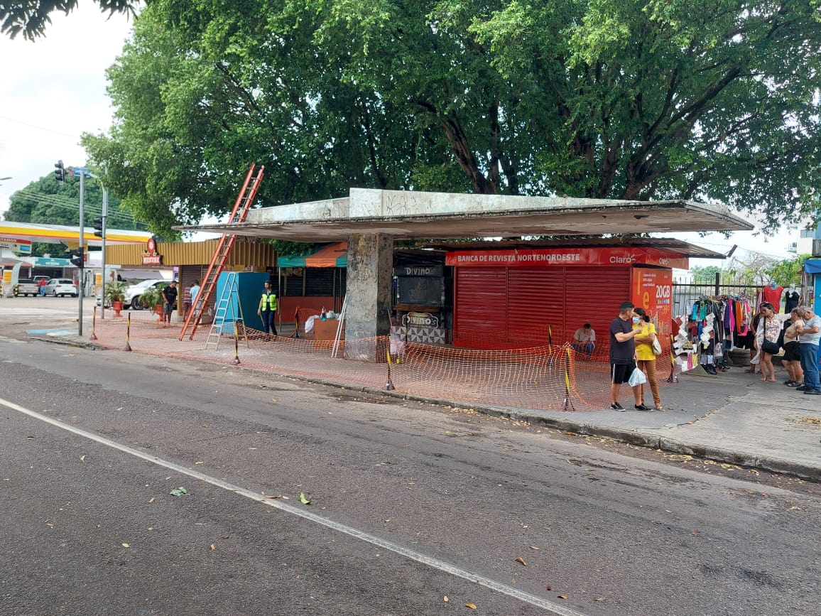No momento, você está visualizando Prefeitura inicia a revitalização da parada de ônibus mais antiga de Manaus