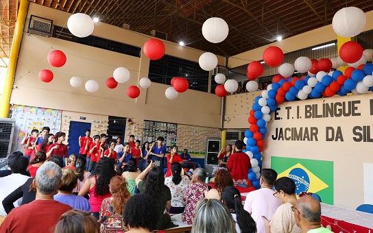 No momento, você está visualizando Escolas bilíngues comemoram o festival tradicional japonês Bon Odori