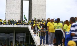 Leia mais sobre o artigo PGR reitera pedido de condenação de mais 40 pessoas por atos golpistas