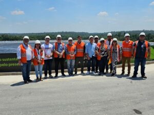 Leia mais sobre o artigo Vereadores fazem visita técnica a novo aterro sanitário na BR-174