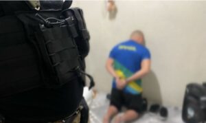 Leia mais sobre o artigo Técnico de vôlei é preso por estuprar atletas adolescentes em Manaus