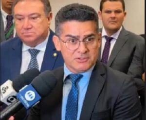 Leia mais sobre o artigo Após reunião com a bancada federal, David Almeida anuncia que Manaus receberá emendas para novos investimentos