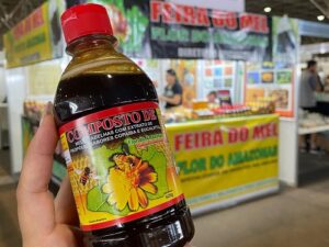 Leia mais sobre o artigo Mel do Amazonas é consagrado o melhor do Brasil em premiação nacional