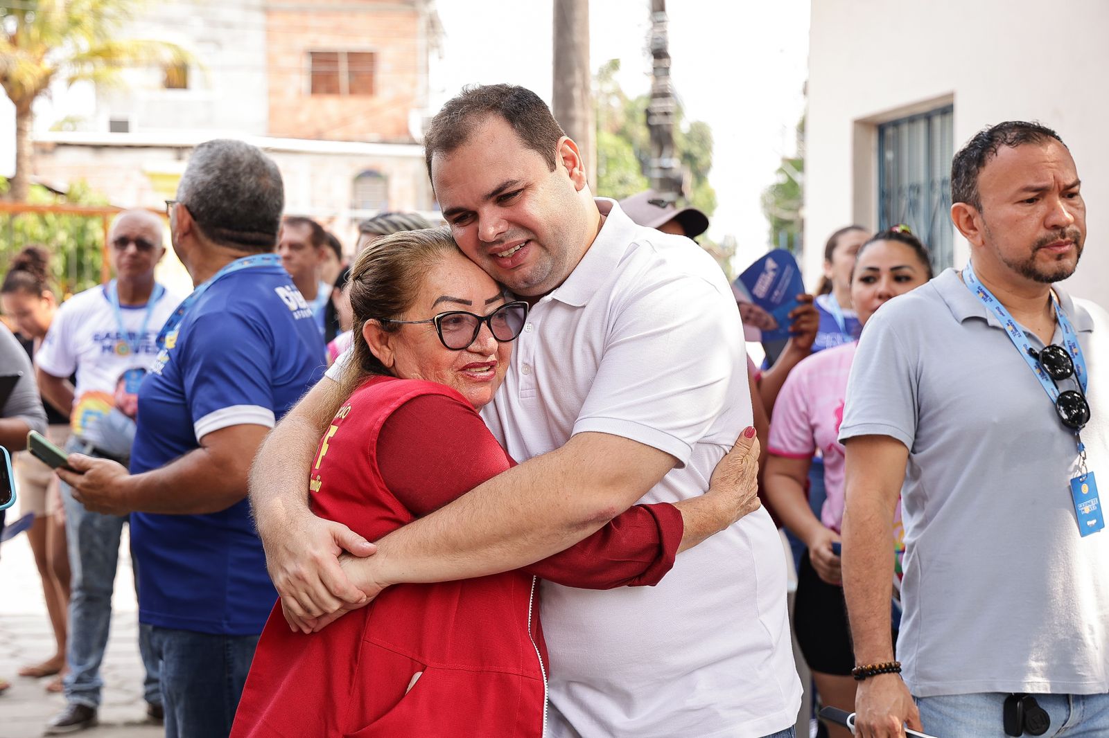 No momento, você está visualizando Roberto Cidade é o único candidato com crescimento constante nas pesquisas de intenção de votos para eleição municipal de 2024
