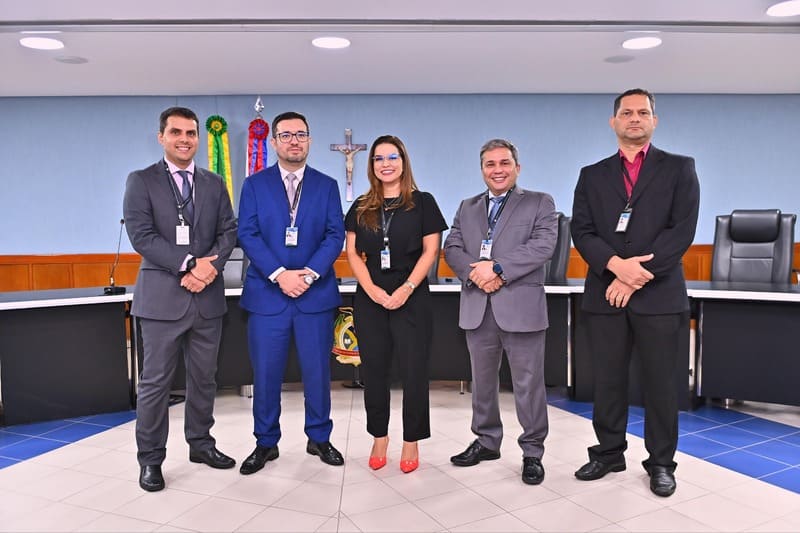No momento, você está visualizando Presidente do TCE-AM Yara Lins nomeia novo secretariado para biênio 2024-2025