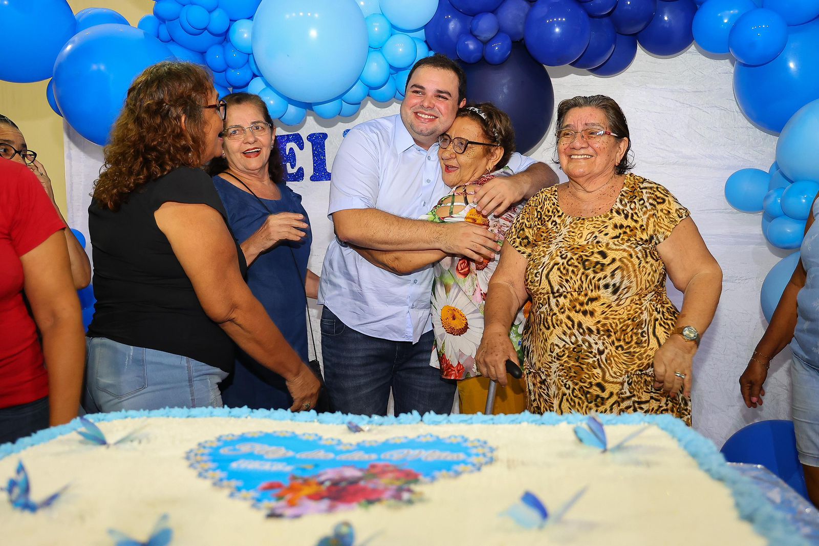 No momento, você está visualizando No Dia da Mulher, Roberto Cidade reforça leis de sua autoria que fortalecem a proteção física, social e emocional das mulheres amazonenses