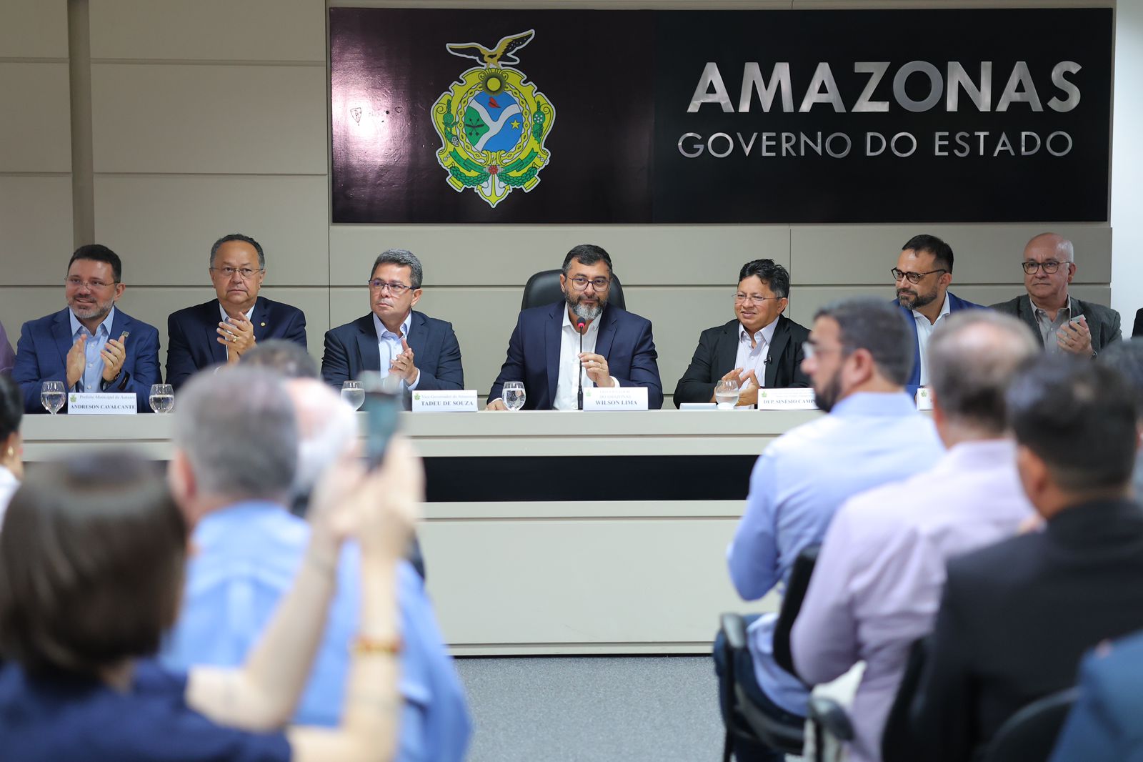 No momento, você está visualizando Wilson Lima entrega licença de instalação para exploração do potássio em Autazes