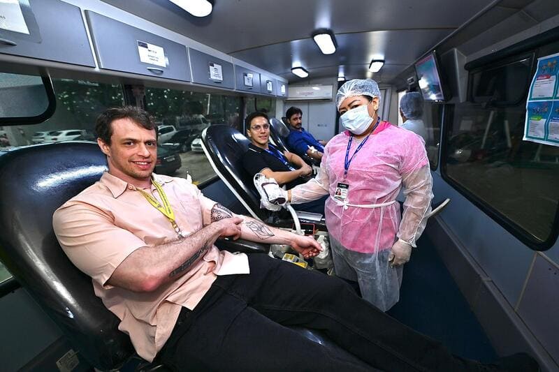 No momento, você está visualizando TCE-AM supera sua própria marca em campanha recorde de doações de sangue