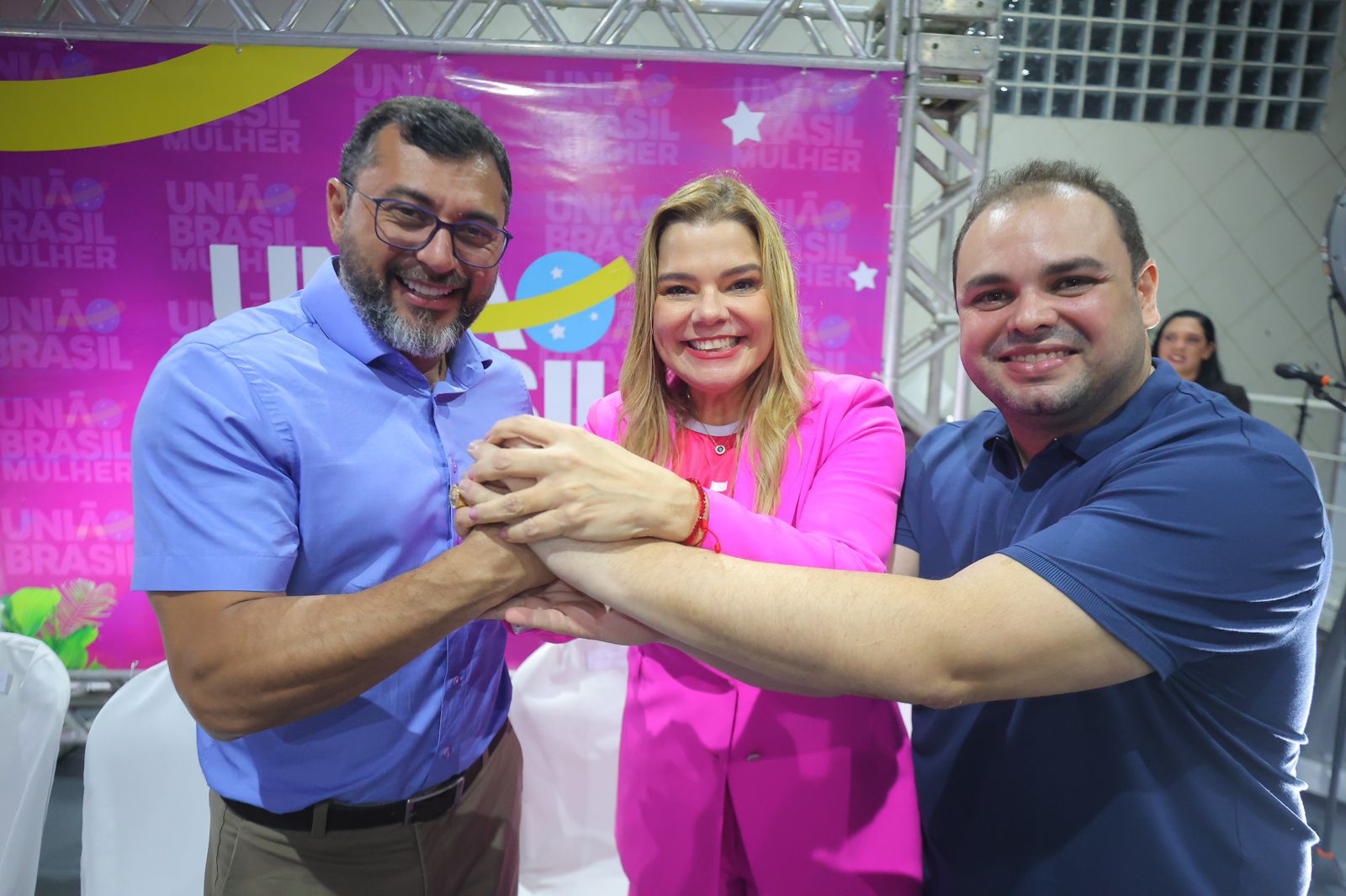 No momento, você está visualizando Wilson Lima empossa Kuka Chaves como presidente do União Brasil Mulher Amazonas