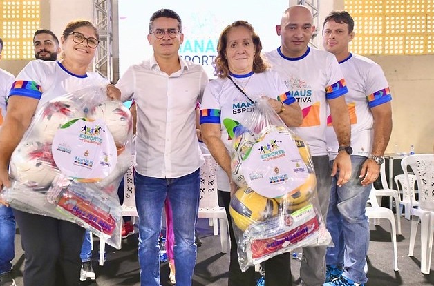 No momento, você está visualizando Prefeitura entrega mais de 25 mil itens esportivos a 304 projetos sociais em Manaus