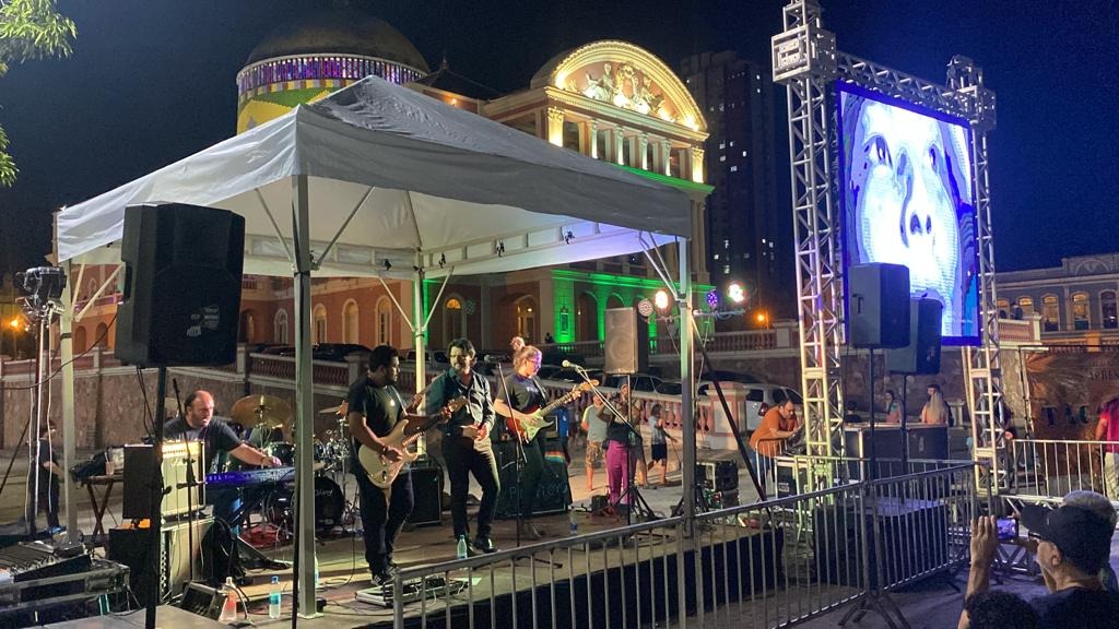No momento, você está visualizando Especiais com Beatles e Pink Floyd agitam julho no Tacacá na Bossa, no Largo de São Sebastião