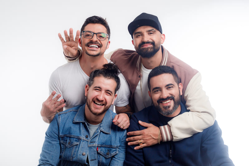 No momento, você está visualizando “4 Amigos” confirma show especial, no Studio 5