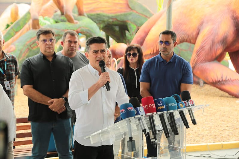 No momento, você está visualizando David Almeida comemora o marco de mais de 2 milhões de visitantes no parque Gigantes da Floresta