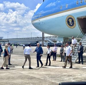 Leia mais sobre o artigo Em visita histórica ao Amazonas, Wilson Lima recepciona presidente dos Estados Unidos, Joe Biden