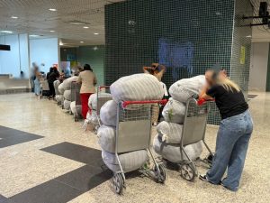 Leia mais sobre o artigo Sefaz-AM fecha o cerco contra entrada ilegal de roupas no Amazonas por via aérea