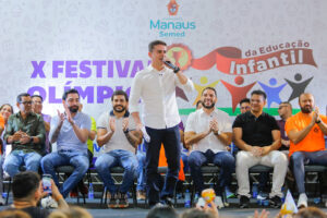 Leia mais sobre o artigo David Almeida anuncia concurso público da Semed com 1.500 vagas e reforça compromisso com a Educação