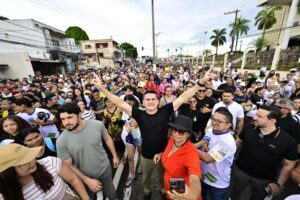 Leia mais sobre o artigo David Almeida participa da 31ª edição da ‘Marcha para Jesus’ ao lado da população