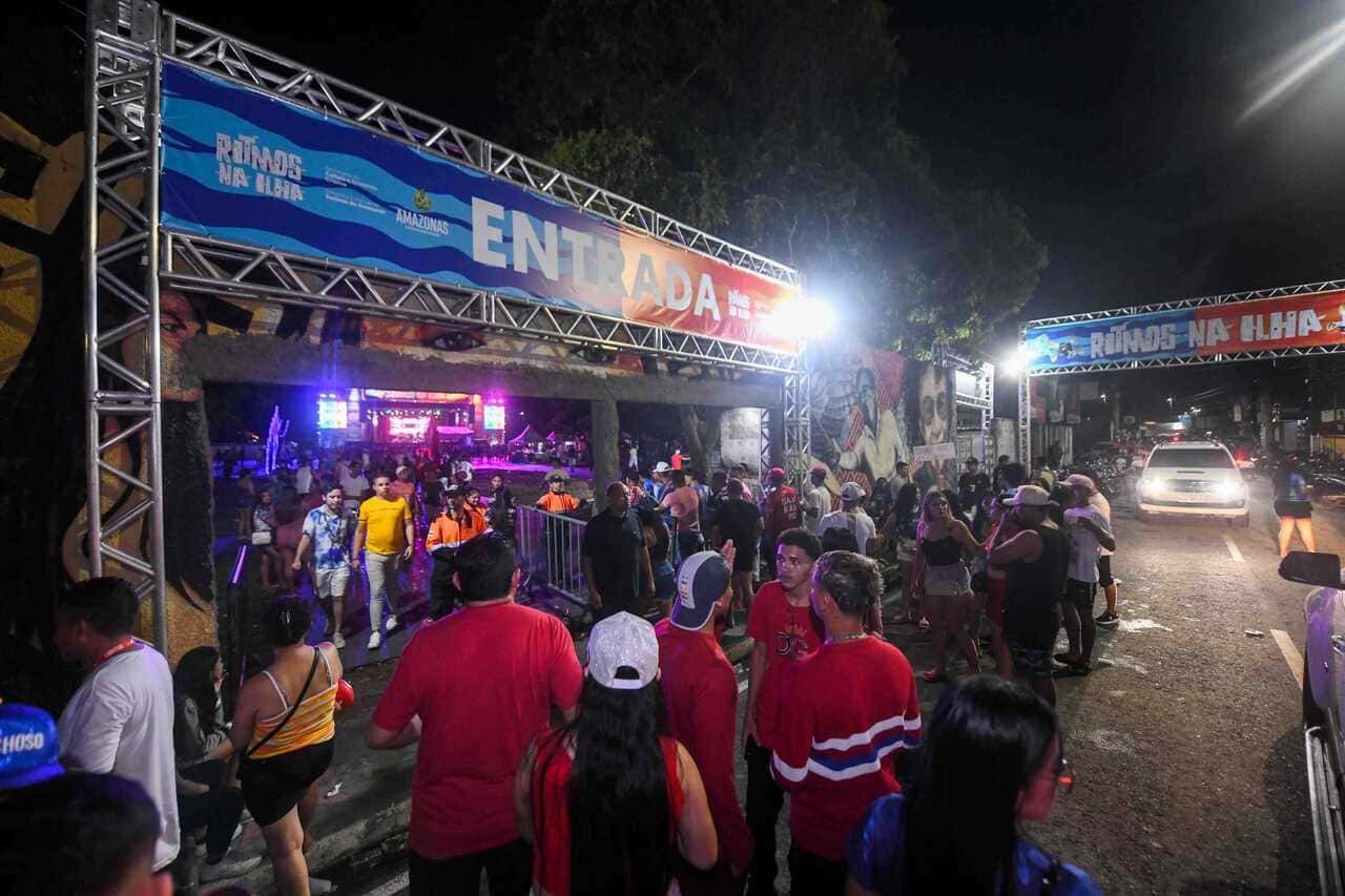 No momento, você está visualizando Festival de Parintins 2025: Panavueiro Fest tem programação com shows e transmissão das apresentações de Caprichoso e Garantido